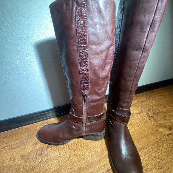 Vince Camuto Womes Boots Fantastic Sz 9.5 Leather - Picture 3 of 15